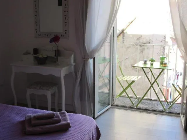 Mareluna B&B Napoli 0*,  Italia