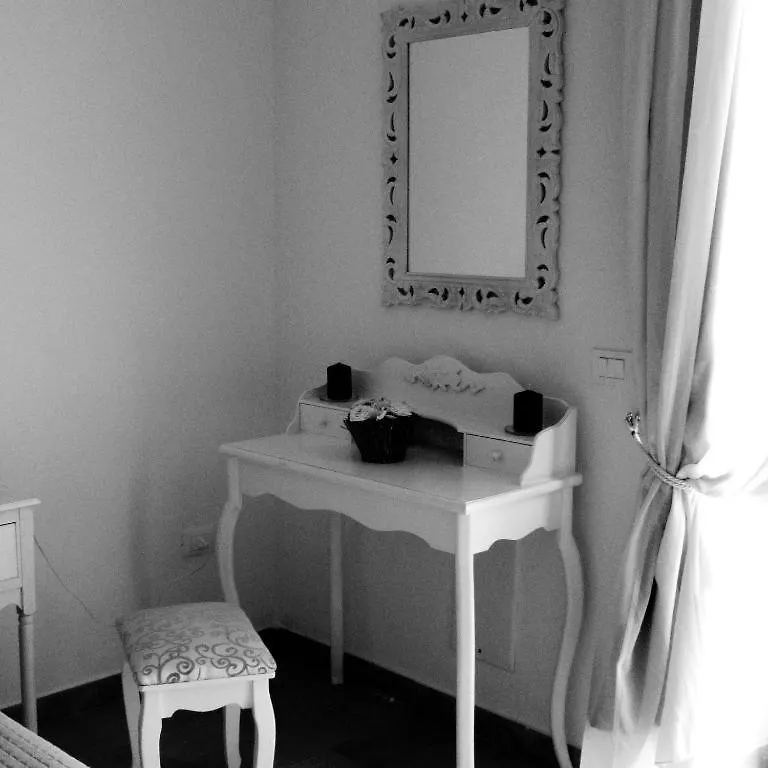 Mareluna B&B Nápoles 0*,