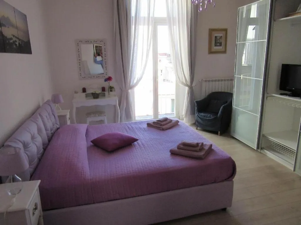 Mareluna B&B Nápoles 0*,
