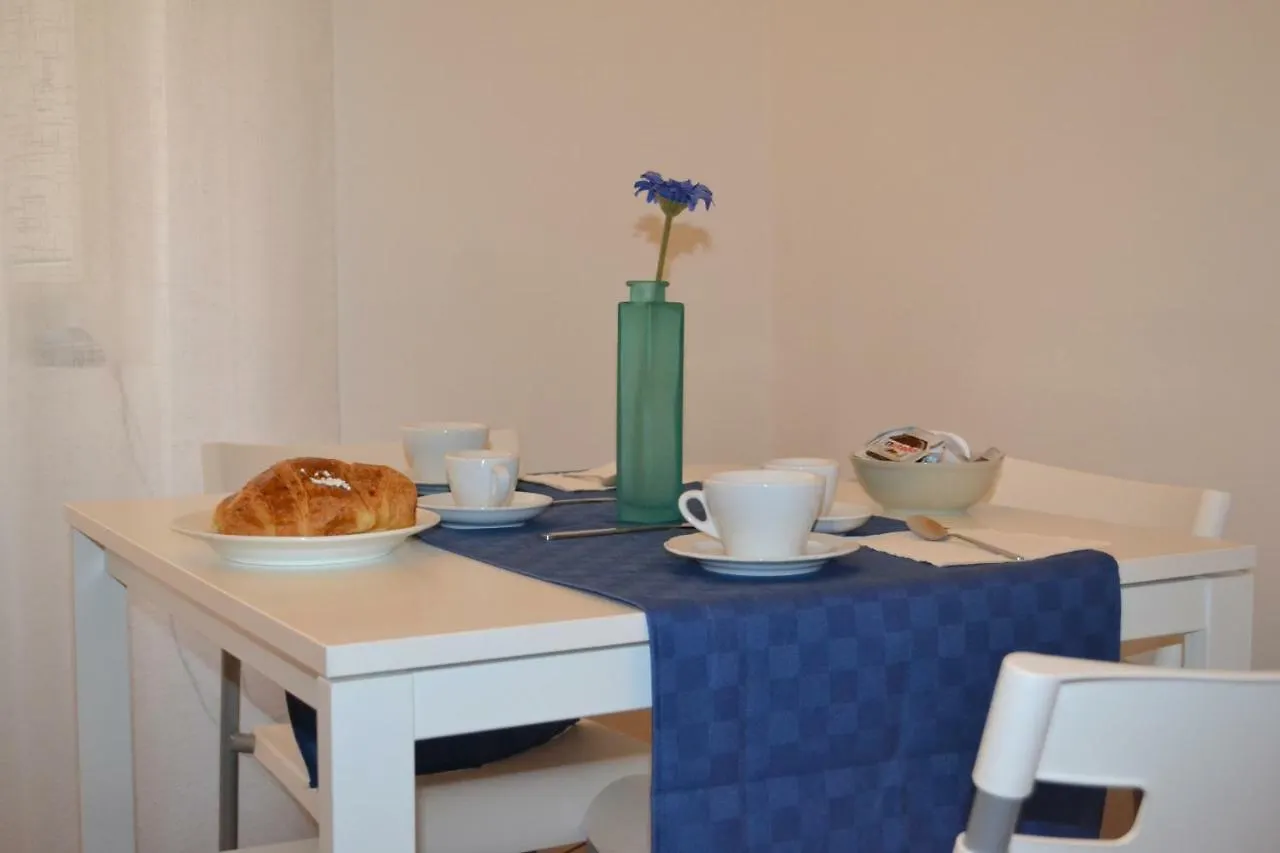 Mareluna B&B Nápoles 0*,